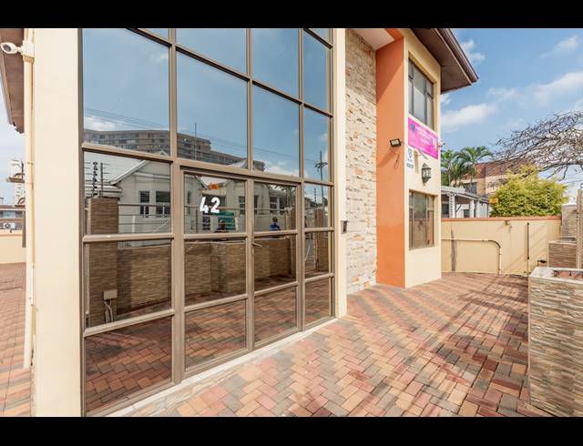 11 BEDROOM HOUSE FOR SALE IN WINDERMERE